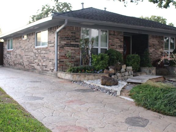 4th image of 705 Bradfield Dr