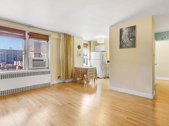 2nd image of 69-10 108th St #9Q