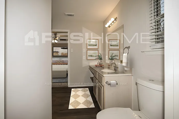 910 Willow West Dr — Photo 9
