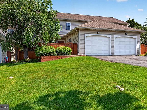 2nd image of 116 Winding Hill Dr