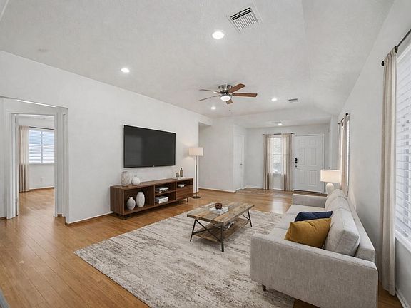 5th image of 14323 Brunswick Point Ln