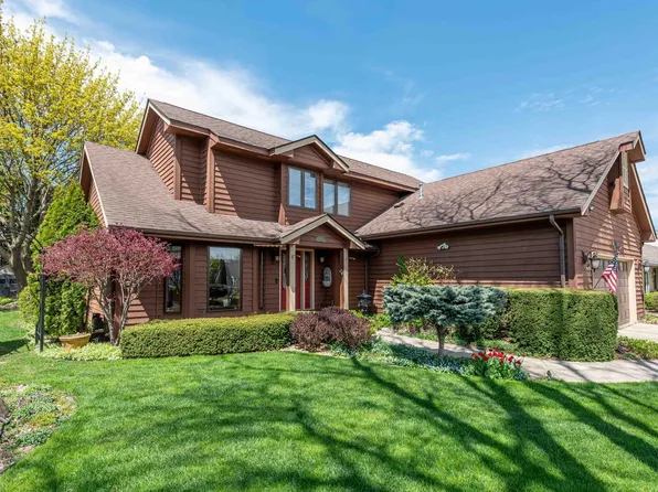 8200 43rd AVENUE, Kenosha, WI 53142