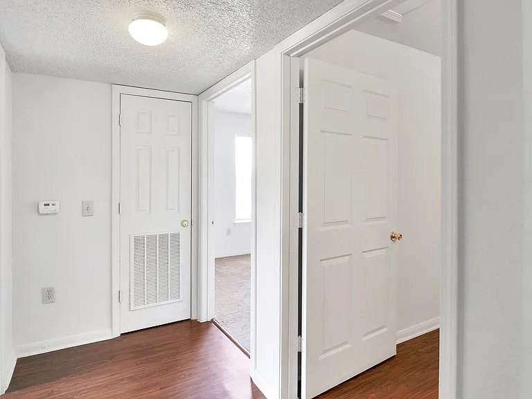 Southwind Place Apartment Homes — Photo 7