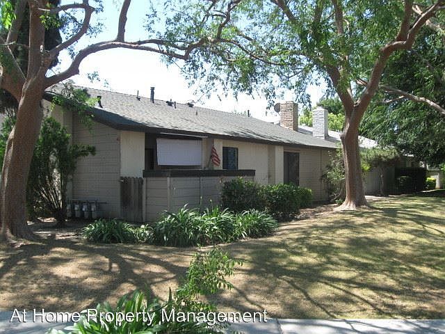 2nd image of 6912 N Half Moon Dr APT D