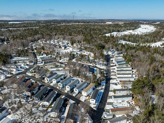 2nd image of 4 3rd St