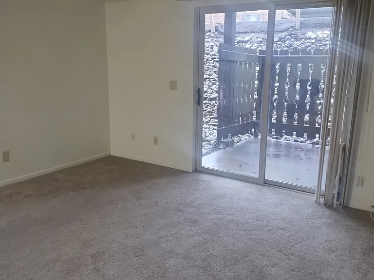 Country Village Apartments — Photo 9