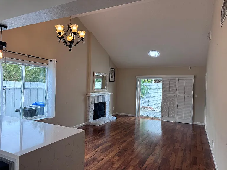 37650 Carriage Circle Cmn — Photo 2