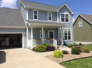 225 Oak Tree Dr, Winterset, IA 50273