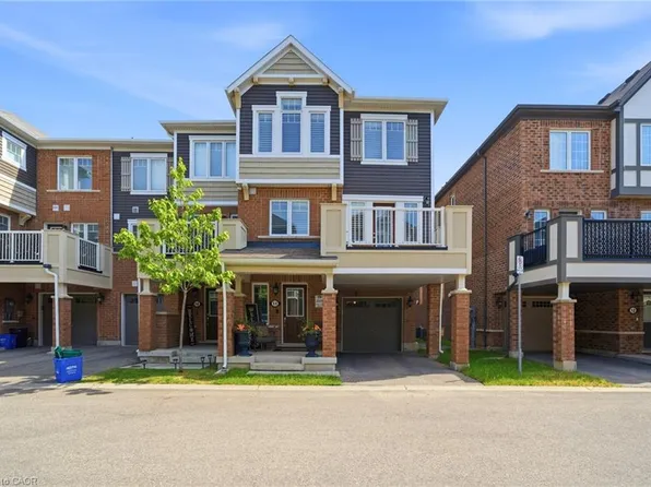 1222 Rose Way #11, Milton, ON L9E 1P1