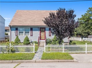 1 War Admiral Pl, Pawtucket, RI 02861