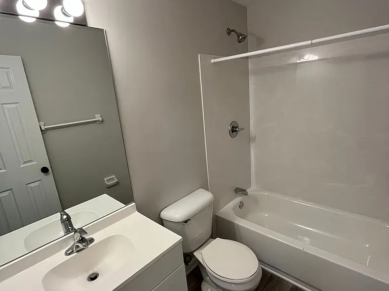 4964-4976 Fuller Dr — Photo 10