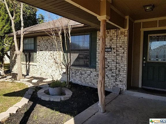 3rd image of 2602 Bunker Hill Dr