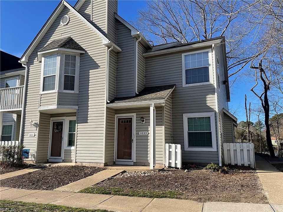 1st image of 1033 Pebblewood Dr