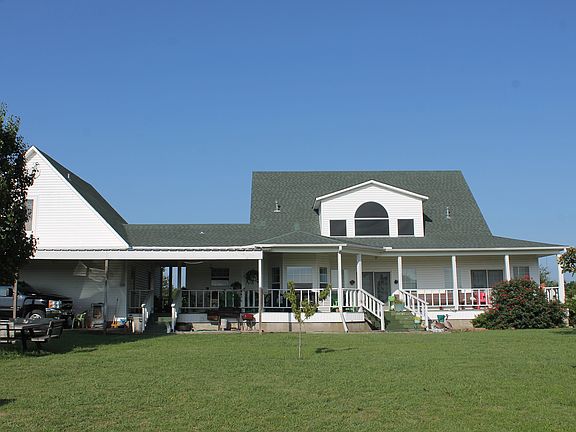 Breezeway/carport view