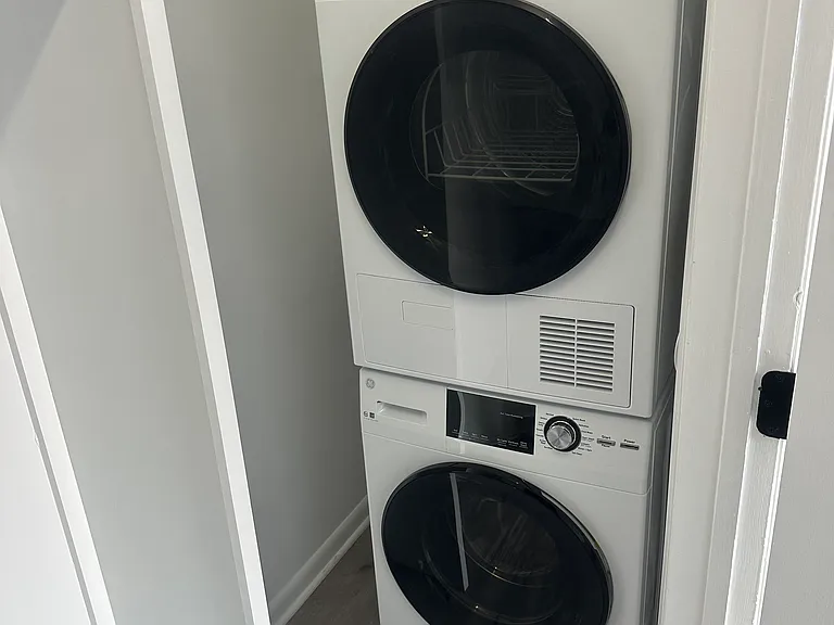 1036 Chancellor Ave #6 — Photo 13