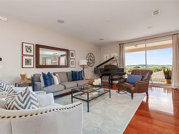 4th image of 1080 Glenraven Ln