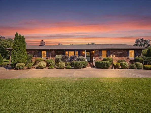1660 Will O Wisp Dr, Virginia Beach, VA 23454