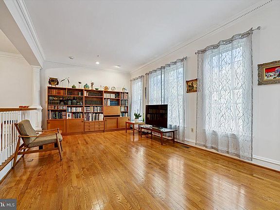 5th image of 9725 Whitley Park Pl #Townhouse 6