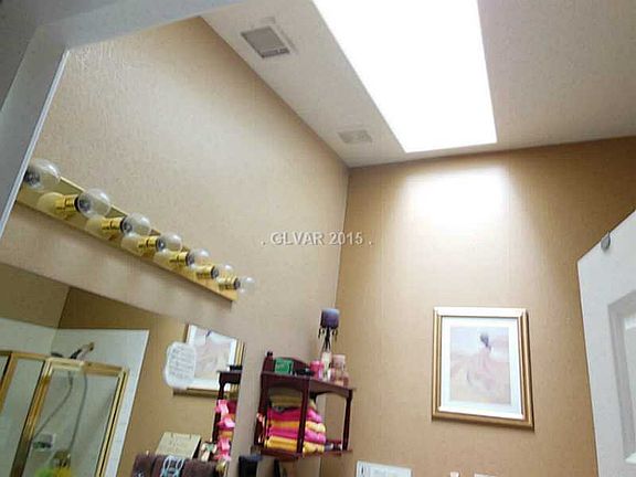 5th image of 7653 Morning Lake Dr