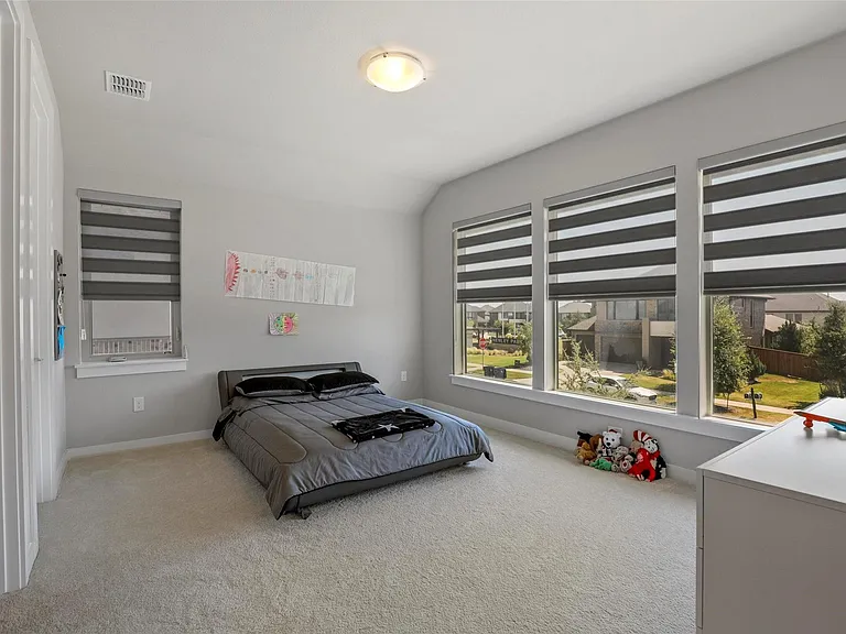 5322 Statesman Ln — Photo 21