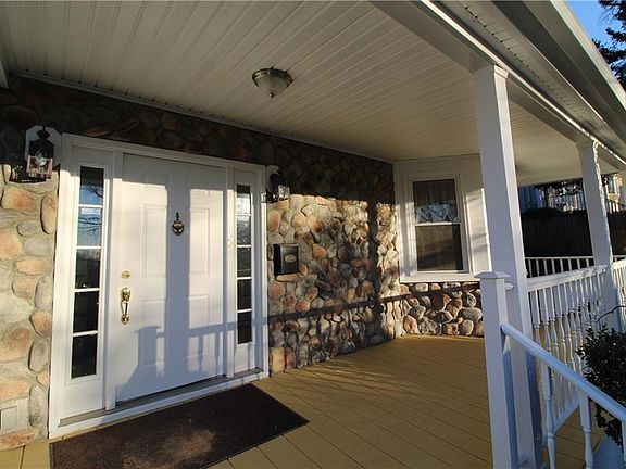 4th image of 5 Jakcson St