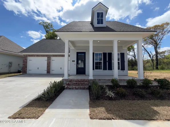 202 Manor House Ln, Lafayette, LA 70507