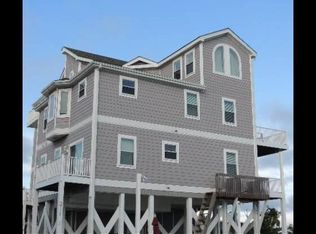211 Gysgt D W Boatman Dr, North Topsail Beach, NC 28460