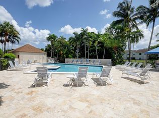 5700 Camino Del Sol APT 107, Boca Raton, FL 33433