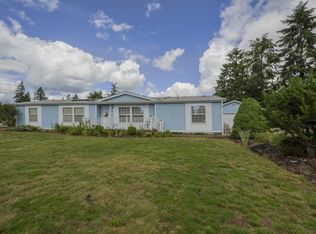 521 Field Rd E, Spanaway, WA 98387