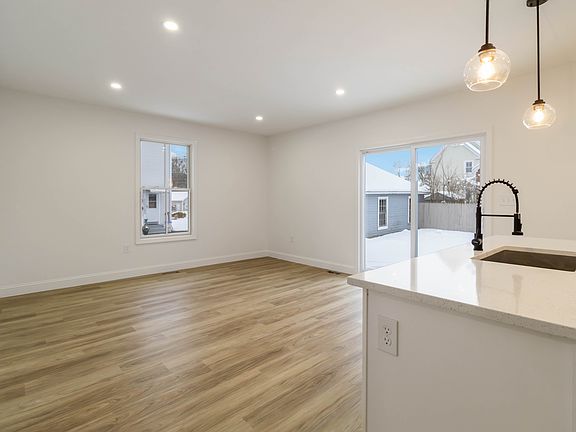 2nd image of 2 Elmwood St #2