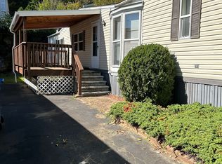112 Woodland Park, Shelton, CT 06484