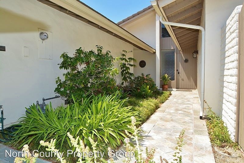 1st image of 101 Salamanca Ct
