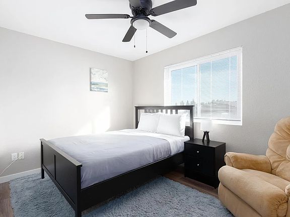 5th image of 1941 Dunning Cir Unit 1