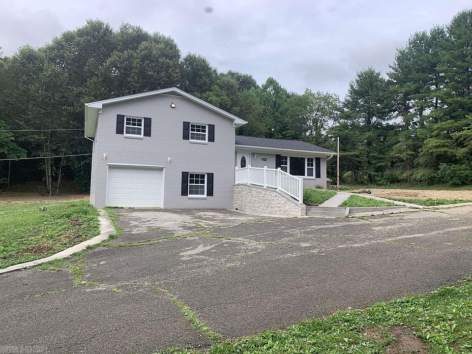 1st image of 2912 Meadowbrook Dr