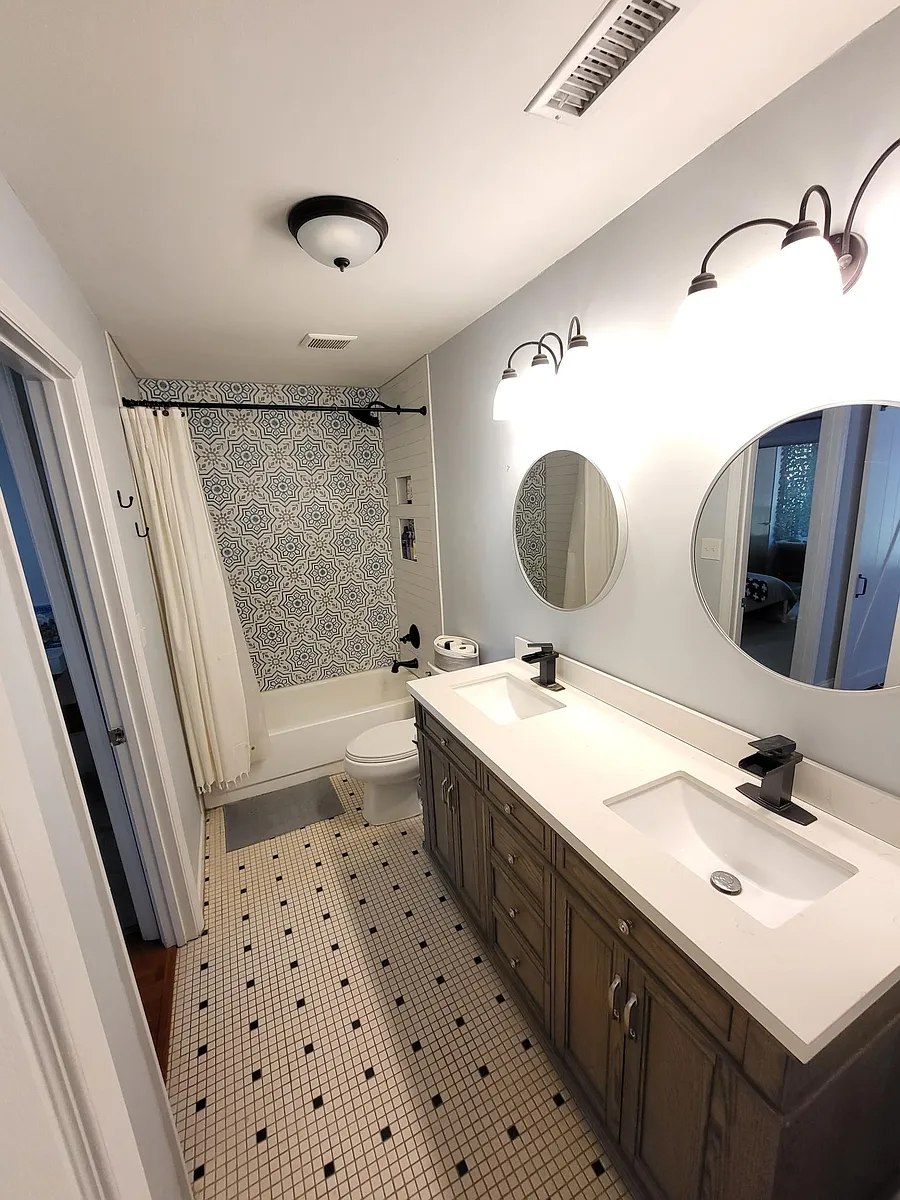 Building Photo - 2502 Cranbrook Ln #8