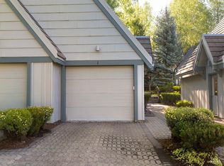 56950 Peppermill Cir, Sunriver, OR 97707