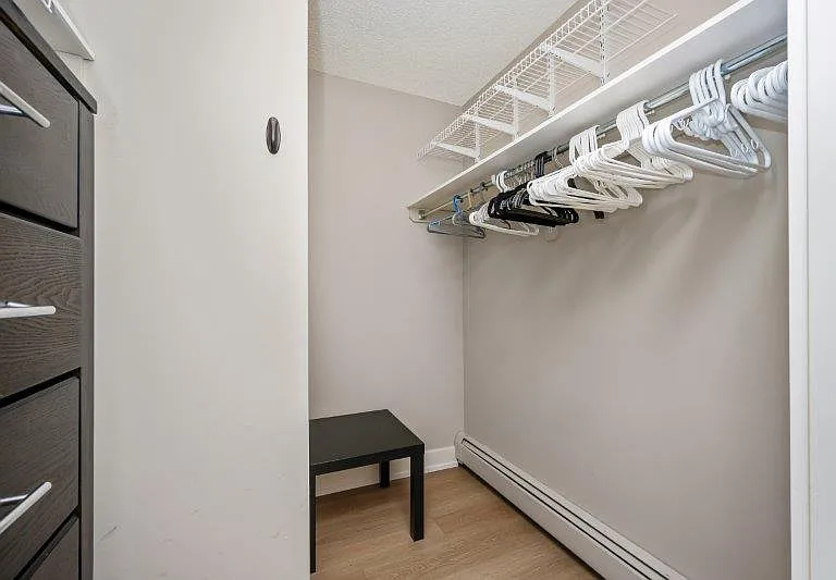 220 Village Ter SW #2 — Photo 16