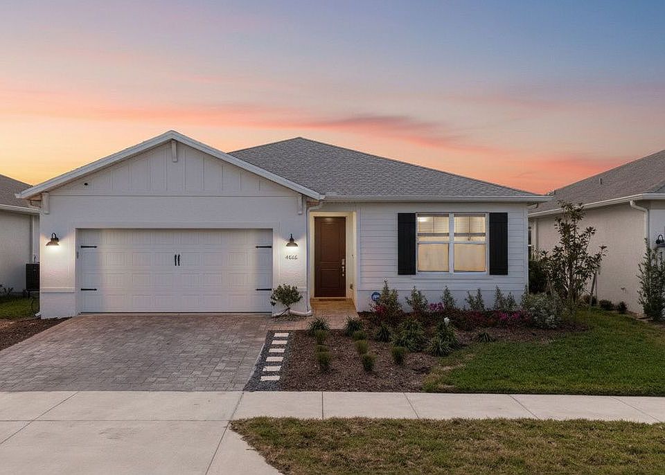 1st image of 44216 Saddlewood Ct