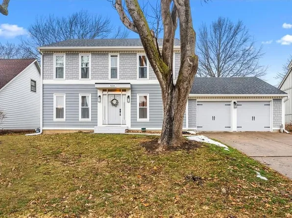 9214 W 116th Ter, Overland Park, KS 66210