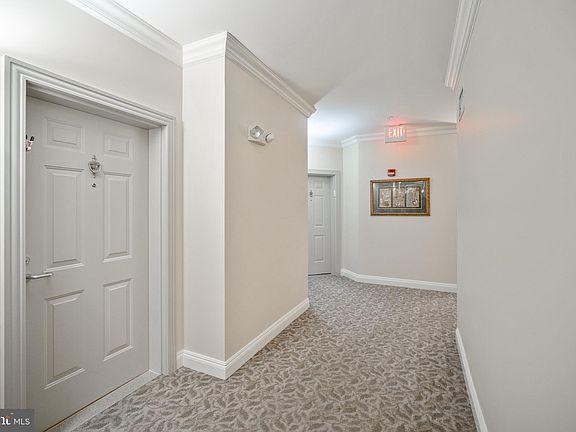 3rd image of 311 High Gables Dr APT 204