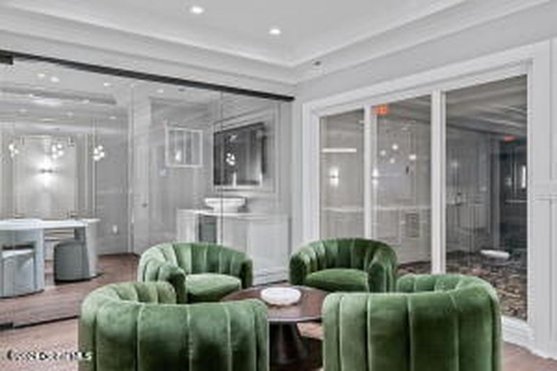 4th image of 19 Washington Street #362 C