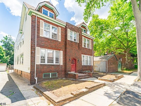 3rd image of 126 Scofield St