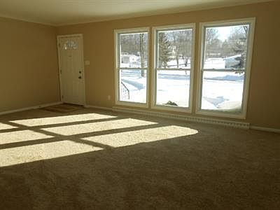 3rd image of 8304 Fairlane Dr