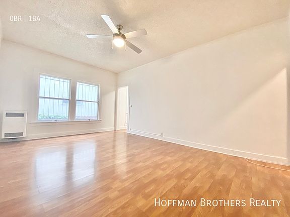 5th image of 2919 W 8th St #207A
