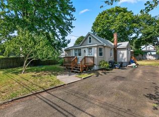 52 Stevens St, East Haven, CT 06512