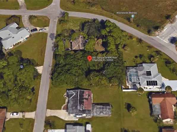 581 Spruce St NW #2, Pt Charlotte, FL 33952