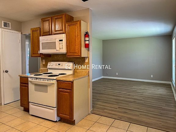 4th image of 2102 5th Ave N #5