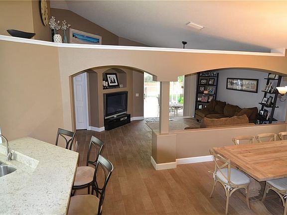 5th image of 14402 Pepperpine Dr