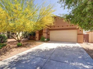 533 E Trellis Rd, San Tan Valley, AZ 85140