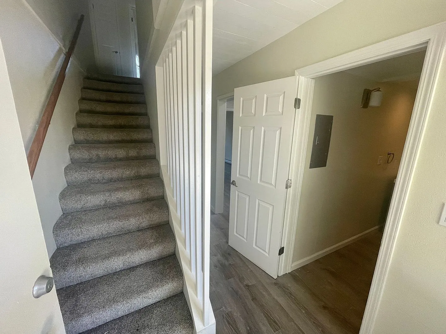 345 - 190 Adler Ave — Photo 4